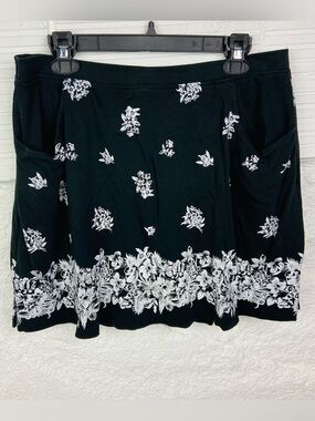 Collections etc. vintage Black Floral Border Skort with Pockets size XL